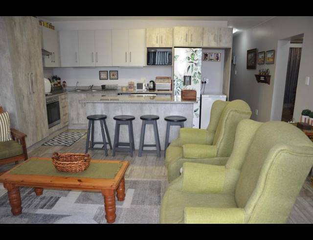 3 BEDROOM APARTMENT FOR SALE IN ISLAND VIEW